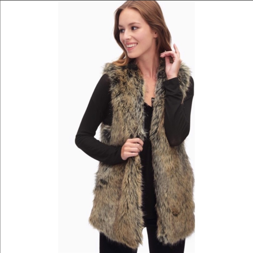 New without tags splendid faux fur vest